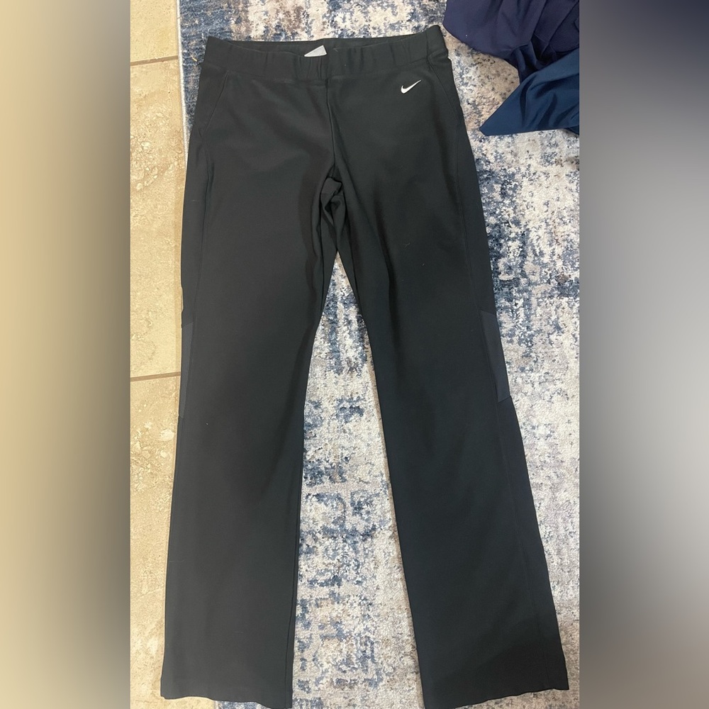 Nike athletic pants size 4-6 small women’s